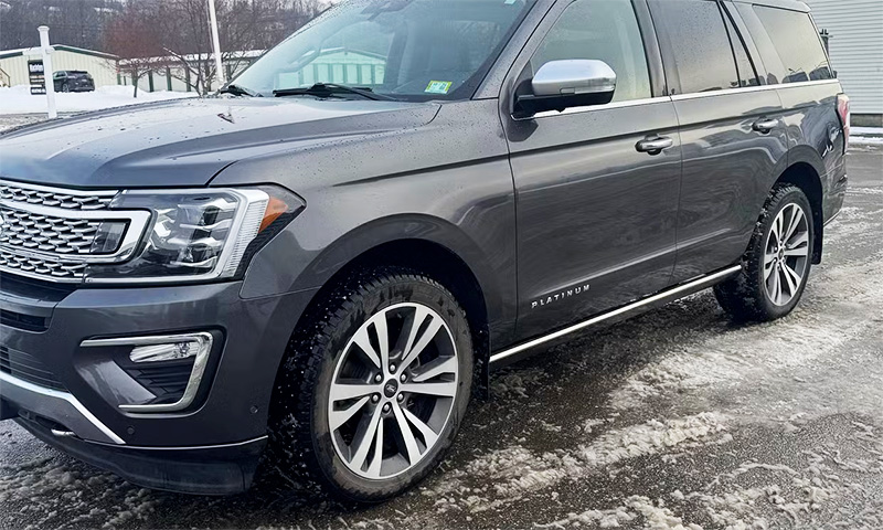 Ford Expedition rental - Middlebury VT 05753